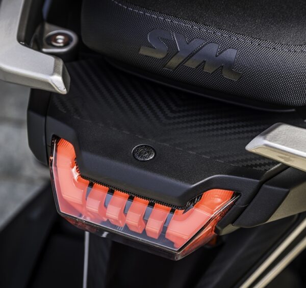 ADX 125 - immagine 6
